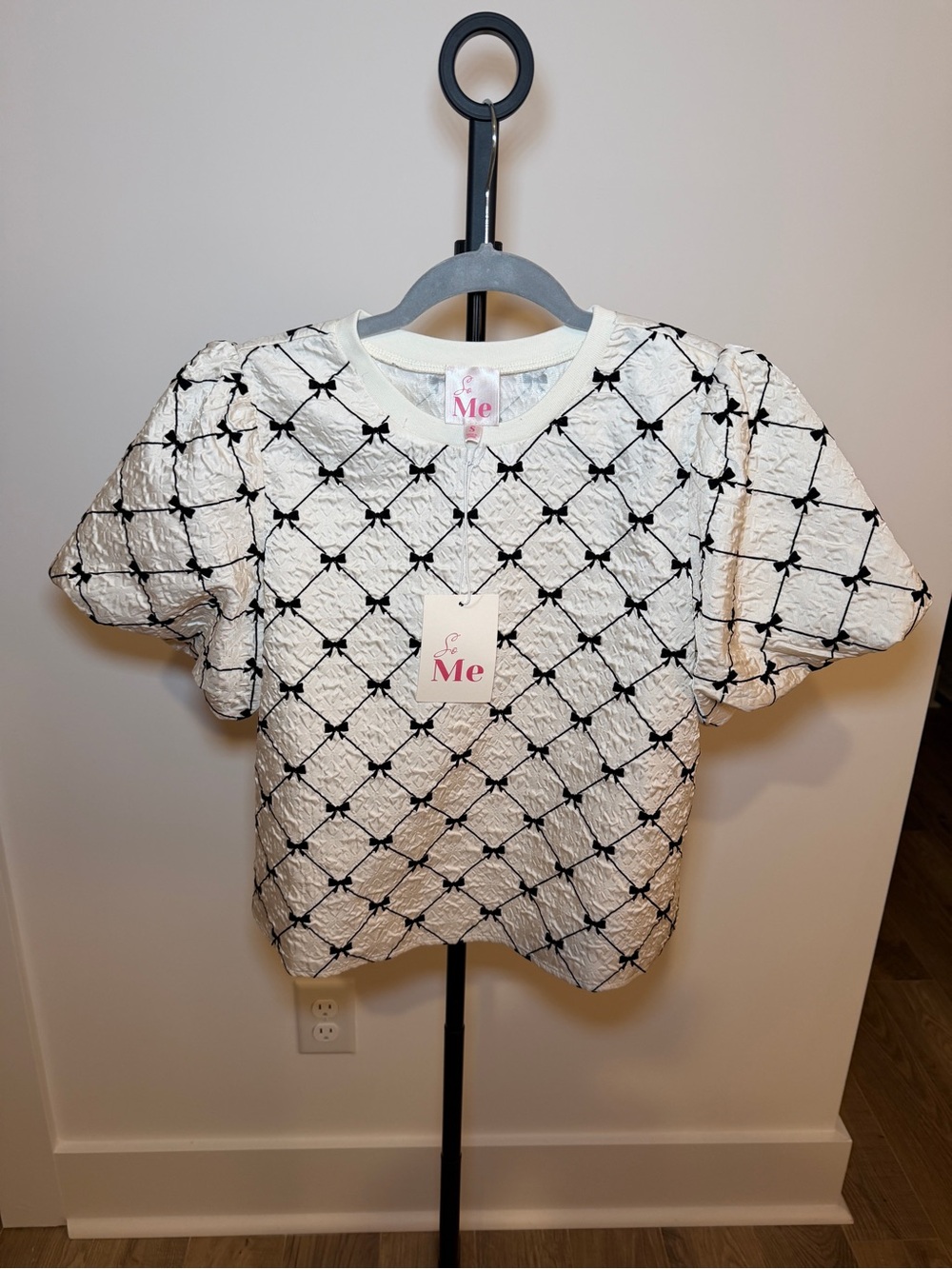 So Me White Puff Sleeve Textured Top with Black Bow Grid